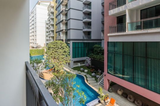 Citrus Grande Hotel Pattaya by Compass Hospitality Over view