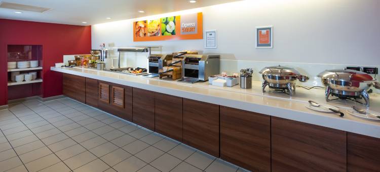 斯温顿西智选假日酒店(Holiday Inn Express Swindon West)图片