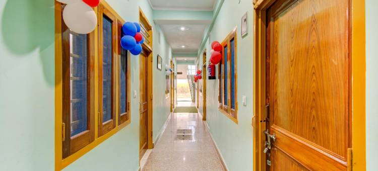 Spot on Chandra's Residence图片