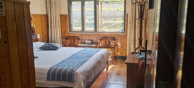 真妙坊特色民宿(枫茶线分店)图片