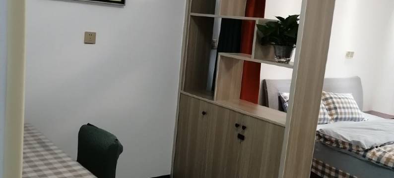 房东亚亚邓公寓(东方桥路分店)图片