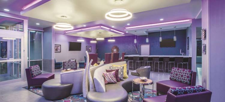 拉伯克南拉昆塔温德姆套房酒店(La Quinta Inn & Suites by Wyndham Lubbock South)图片