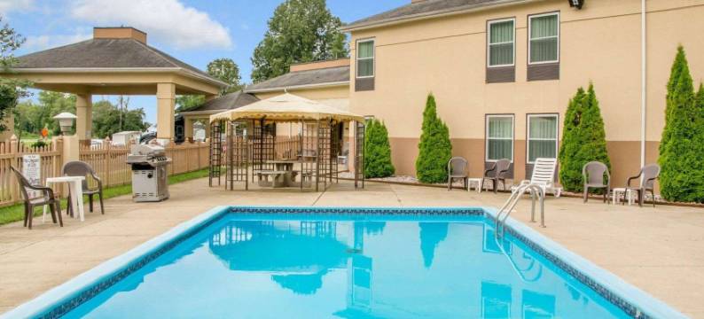 皮克顿舒适酒店靠近展览场(Comfort Inn Piketon Near Fairgrounds)图片