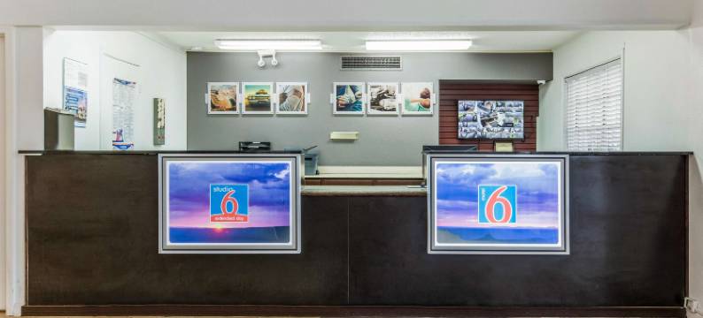 亚历山德里亚华美达旅馆(Motel 6 Alexandria, la - South)图片