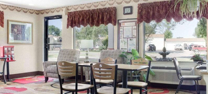 大福克斯伊克诺旅馆(Econo Lodge Grand Forks)图片