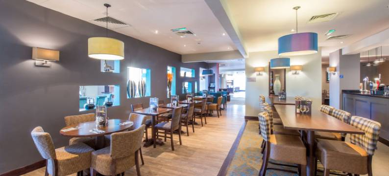 剑桥市东(新市场路)普瑞米尔酒店(Premier Inn Cambridge East (Newmarket Road))图片