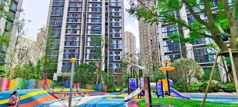 成都筑这儿成都东站跃层loft超大投影公寓(3号店)图片