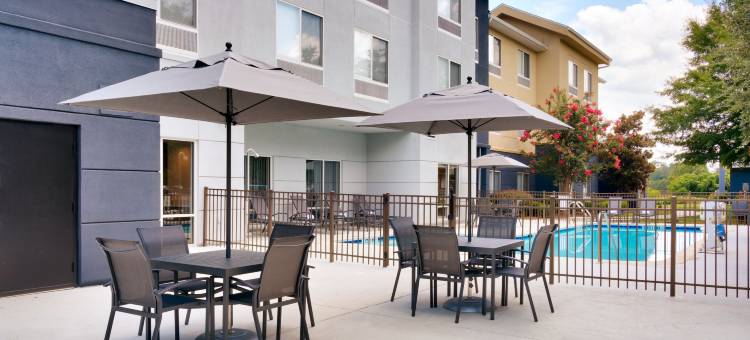 奥尔巴尼万枫套房酒店(Fairfield Inn & Suites by Marriott Albany)图片