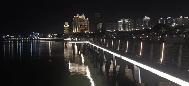 嵩屿码头王老师公寓(海沧大道分店)图片