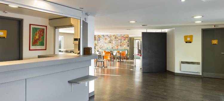 hotelF1 伊尼马西 TGV 酒店，已翻修(hotelF1 Igny Massy TGV)图片