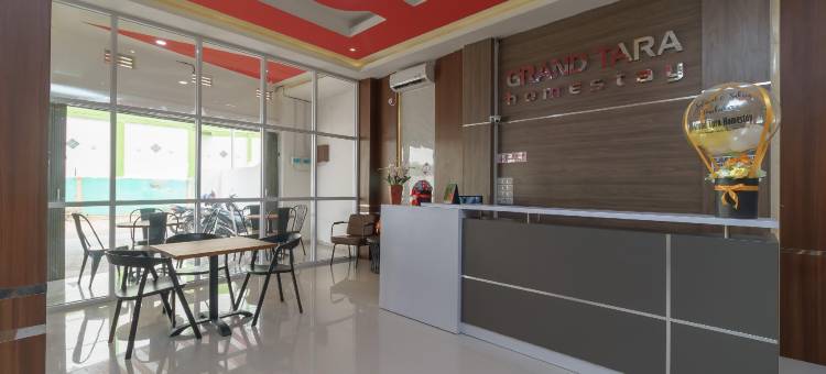 红门子Plus靠近UIN Raden Fatah Palembang(RedDoorz Plus at Grand Tara Homestay Palembang)图片