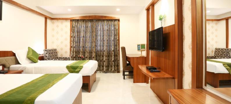 Treebo Premium 阿斯卡亚马哈尔酒店(Treebo Premium Akshaya Mahal Inn)图片