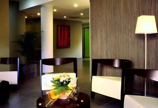 Appart-Hôtel Mer & Golf City Perpignan Centre Hotel Overview