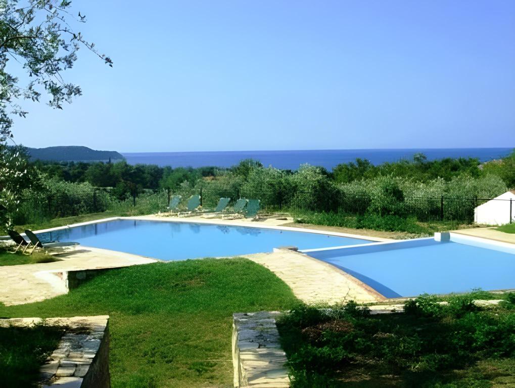 Moonbeam HotelOver view