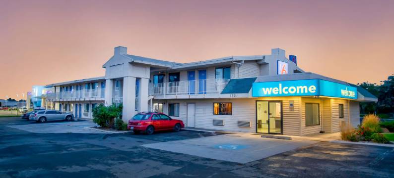 华盛顿里奇兰 - 肯纳威克 6 号汽车旅馆(Motel 6 Richland, WA - Kennewick)图片