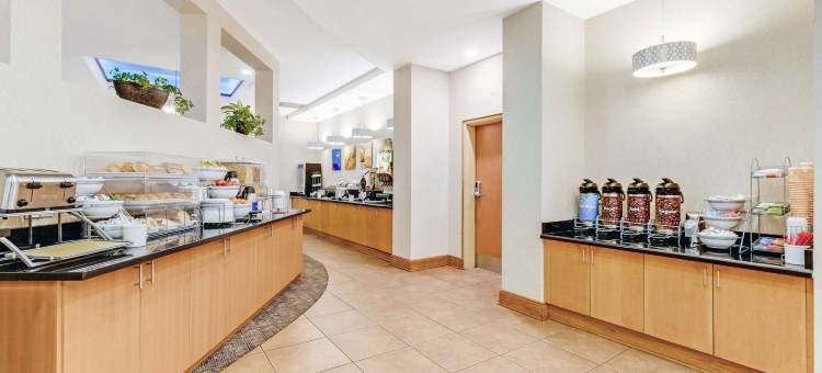 舒适套房酒店(Comfort Suites)图片