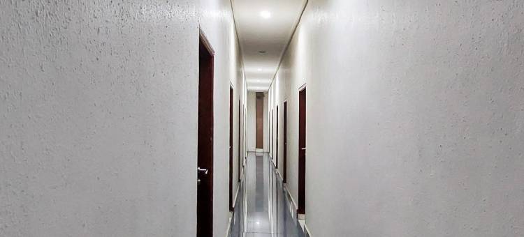 尼霍特尔沙亚里亚苏加诺哈达机场米特拉瑞德多兹(Ni Hotel Syariah Bandara Soekarno Hatta Mitra RedDoorz)图片