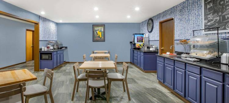 佩拉美吟温德姆酒店(AmericInn by Wyndham Pella)图片