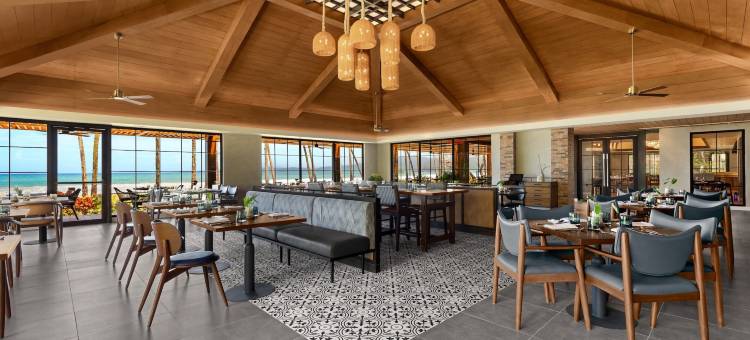 巴拉望普林塞萨港福朋喜来登酒店(Four Points by Sheraton Palawan Puerto Princesa)图片