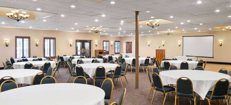图森华美达酒店(Ramada by Wyndham Tucson)图片