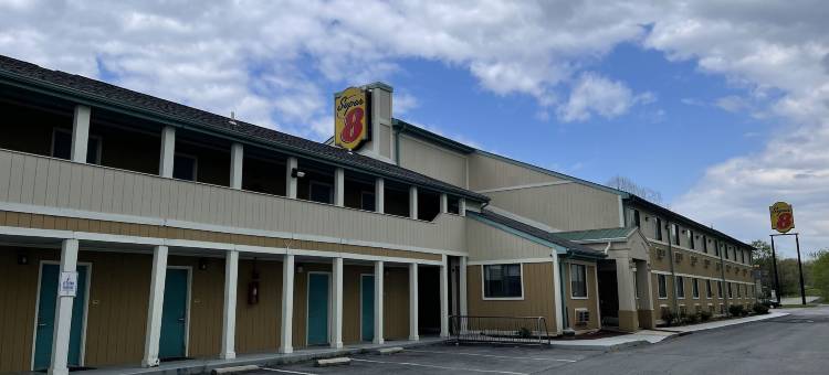 汉考克速8酒店(Super 8 by Wyndham Hancock MD)图片