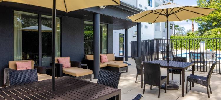 奥兰多阿尔塔蒙特斯普林斯/梅特兰万怡酒店(Courtyard Orlando Altamonte Springs/Maitland)图片