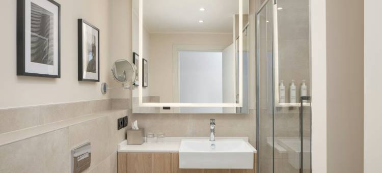 米兰利纳特庭院酒店(Courtyard Milano Linate)图片