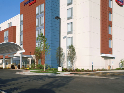 芝加哥沃基根/古尼万豪SpringHill酒店