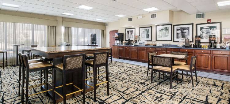 克拉丽奥酒店克利夫兰靠近大学(Clarion Inn Cleveland Near University)图片