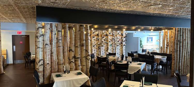 马凯特华美达酒店(Ramada by Wyndham Marquette)图片