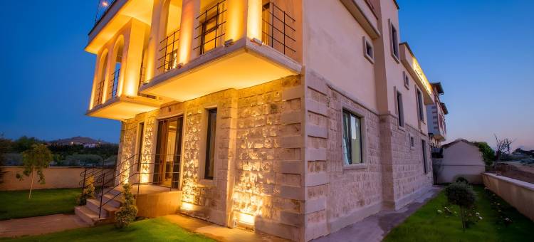 卡帕多奇亚金字塔石屋(Cappadocia Pyramid Stone House)图片