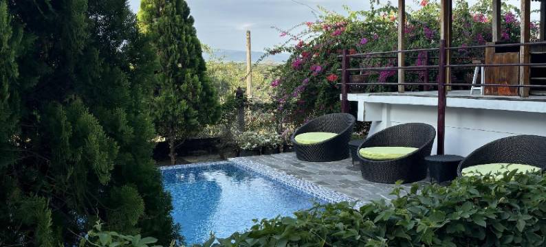 婆罗浮屠山度假村(Borobudurhills)图片