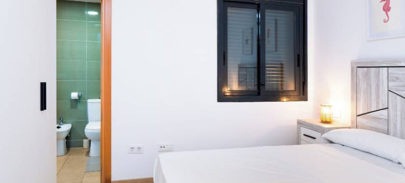 特拉蒙塔纳大厦(Edifico Tramontana)图片