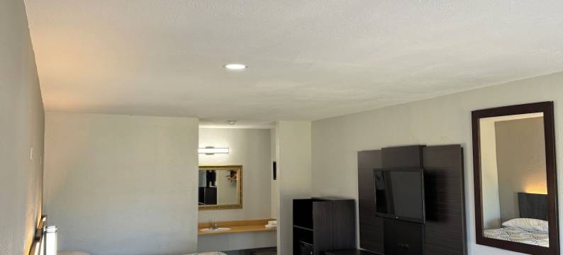 维珍尼亚纽波特纽斯 - 尤斯蒂斯堡 6 号汽车旅馆(Motel 6 Newport News, VA - Fort Eustis)图片