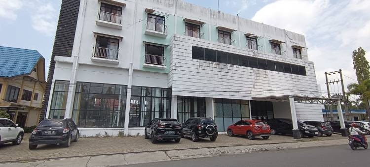 O酒店哈马劳伊斯兰旅馆靠近布罗莫岛步行桥(Hotel O Wisma Hamalau SyariahNearPulau Bromo Pedestrian Bridge)图片