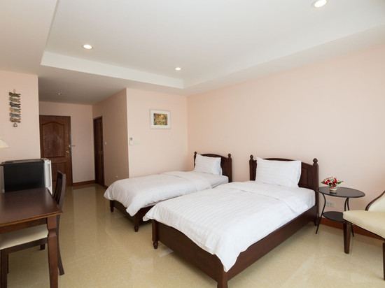 塔坎他普莱斯公寓式酒店