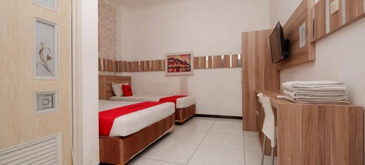 红门酒店-近新邦利马区(RedDoorz Near Plaza Simpang Lima)图片