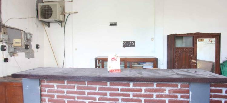 OYO 93440 瓦尔德酒店靠近Sae餐厅(OYO 93440 Warde Hotel Near Sae Restaurant)图片