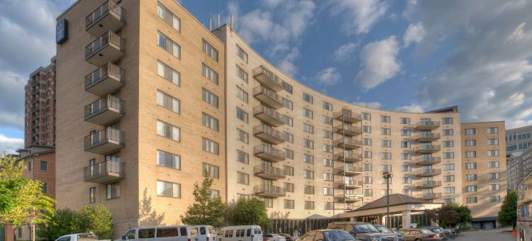 阿灵顿法院套房克拉丽奥精选酒店(Clarion Collection Hotel Arlington Court Suites)图片