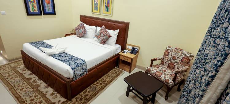 梅费尔世界杯村(Mayfair World Cup Village)图片