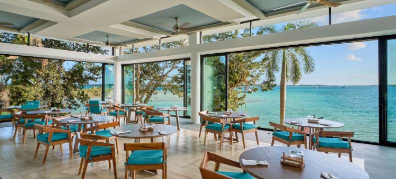 克里斯塔利诺滨海酒店餐厅和SPA(Cristalino Lagoon Front Hotel, Restaurant & Spa)图片