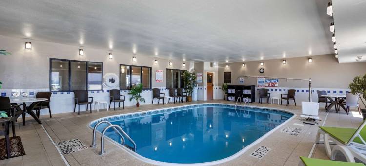 滑铁卢-雪松瀑布舒适套房酒店(Comfort Inn & Suites Waterloo - Cedar Falls)图片