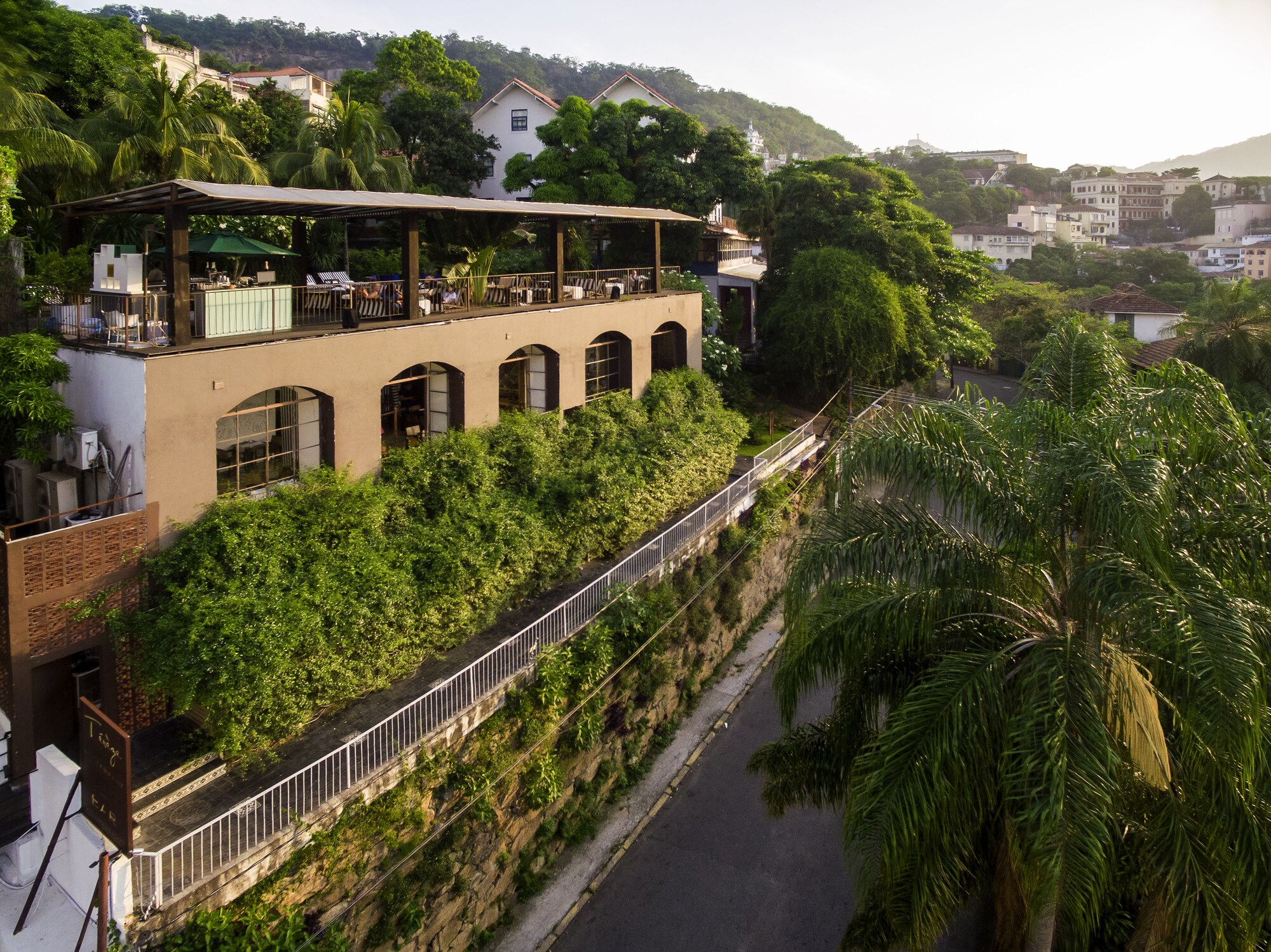 Santa Teresa Hotel RJ - MGallery Over view