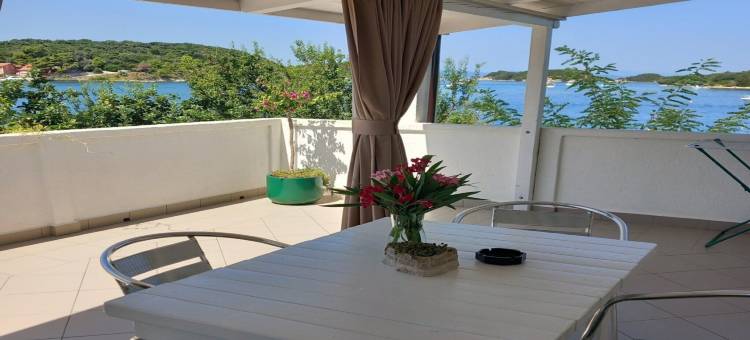 Supetarska Draga绿角旅馆(Guest House Green Corner Supetarska Draga)图片