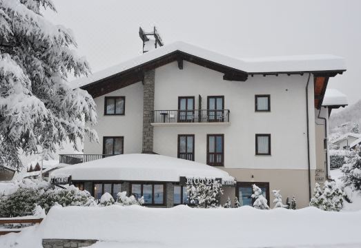 Le Charaban Hotel Overview