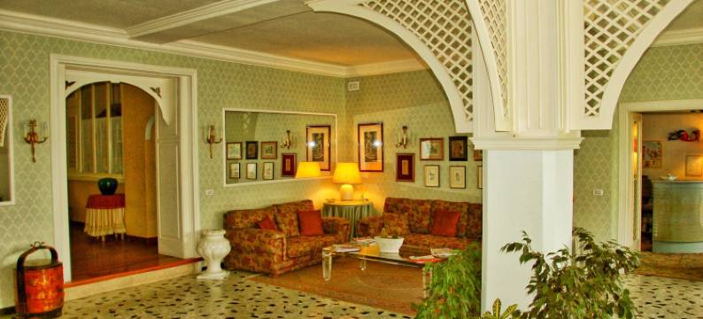 库拉湖酒店(Hotel la Culla Del Lago)图片