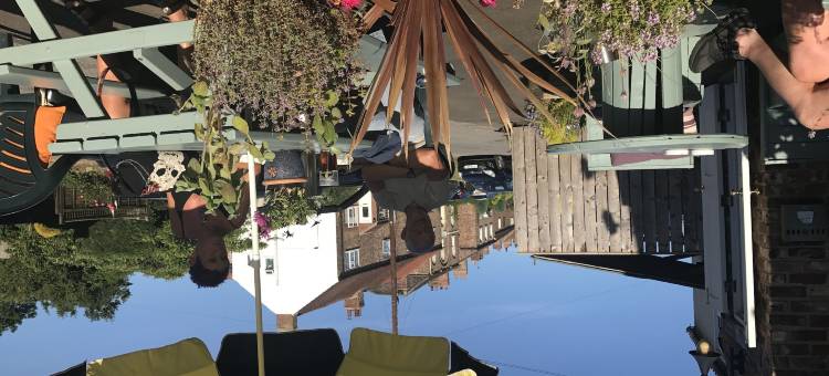 金斯阿姆斯宾馆(Kings Arms)图片