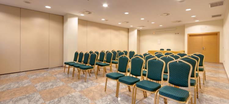 阿尔姆萨菲斯瓦伦西亚温德姆华美达酒店(Ramada by Wyndham Valencia Almussafes)图片