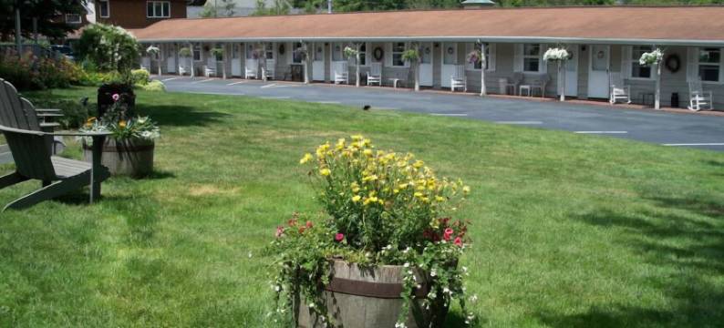 阿尔卑斯乡村旅馆(Alpine Village Inn)图片