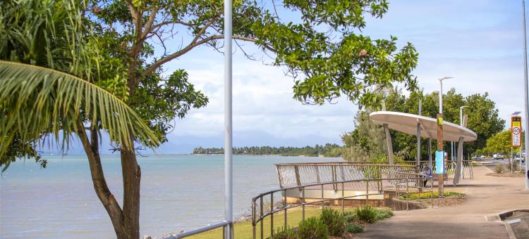 Marine 酒店夜帽(Nightcap at Marine Hotel Cardwell)图片